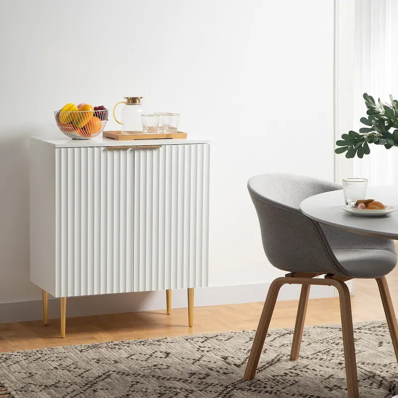 Armoire de rangement avec étagères réglables