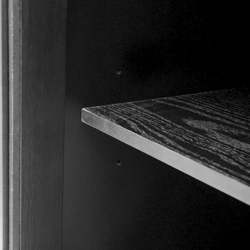 Meuble décoratif à trois portes
