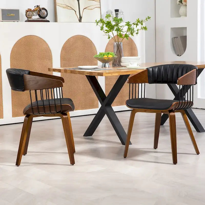 Chaise de salle à manger en similicuir noir